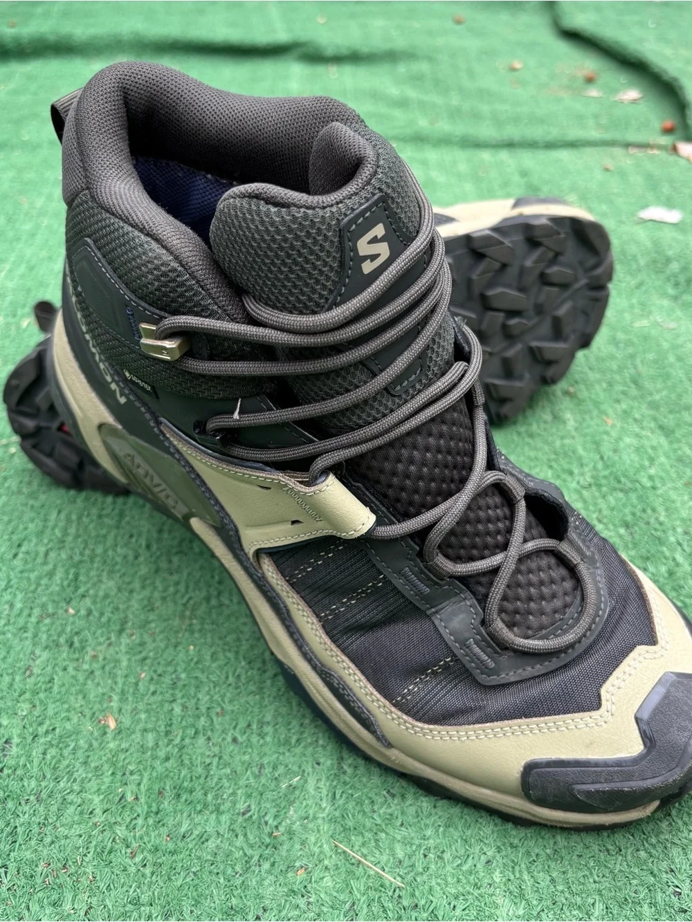 Salomon Black and Tan Men's Trail Boots